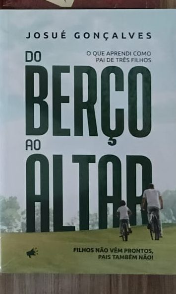Capa de Do Berço ao Altar
